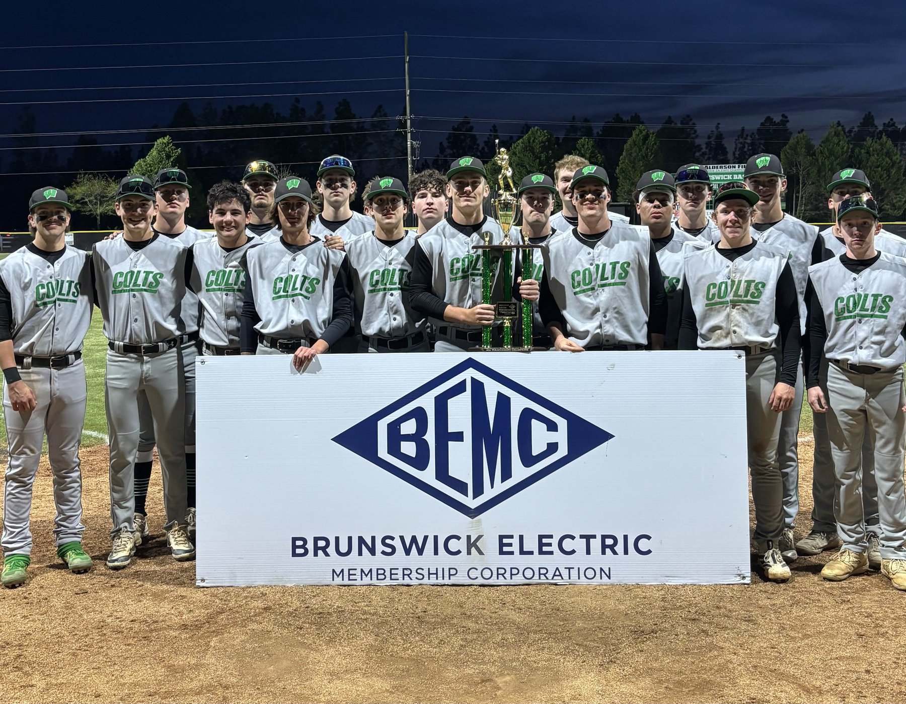 Beach Diamond Invitation Banner